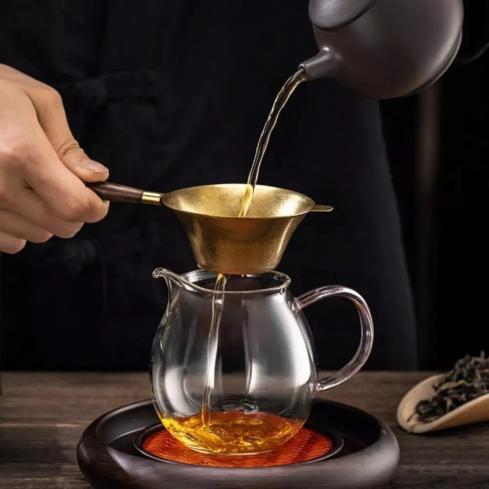 Portable tea infuser with wooden handle